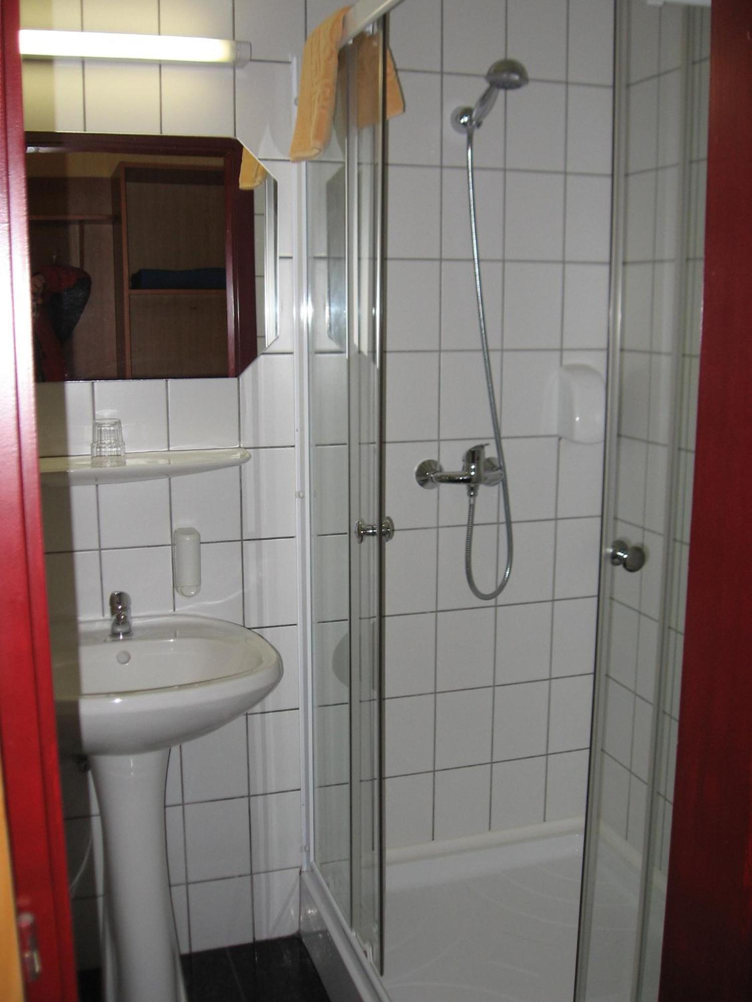 Hotel Thelena Tolna Exteriör bild